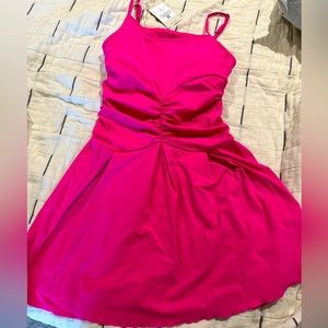 Halara- tennis-golf-errands